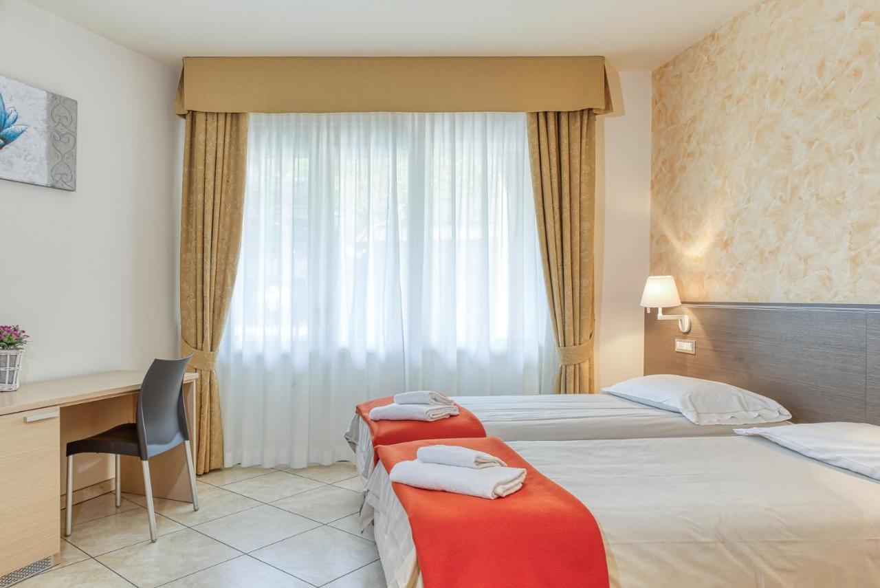 Hotel Lumin Cremia Exterior foto
